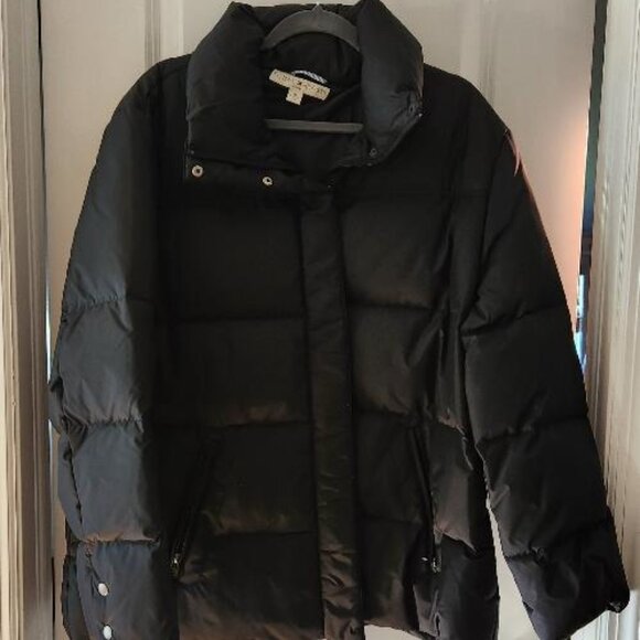 Tommy Hilfiger Jackets & Blazers - Tommy Hilfiger Black Puffer Jacket